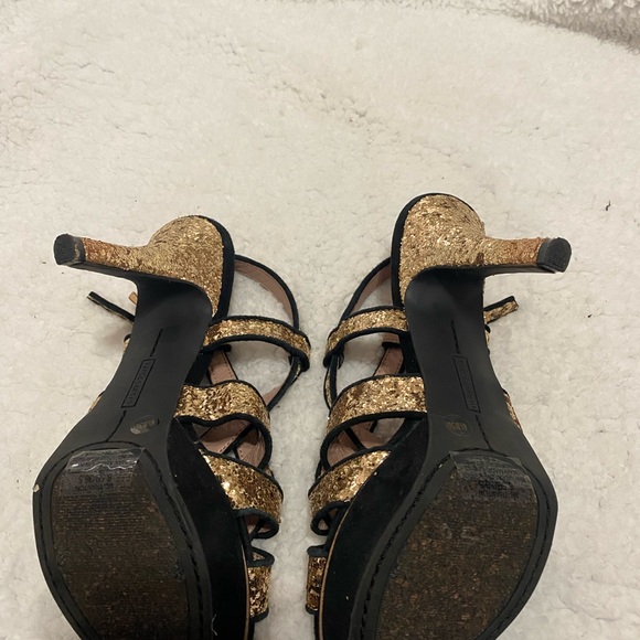 Vince Camuto heels size 6.5 - Picture 5 of 6